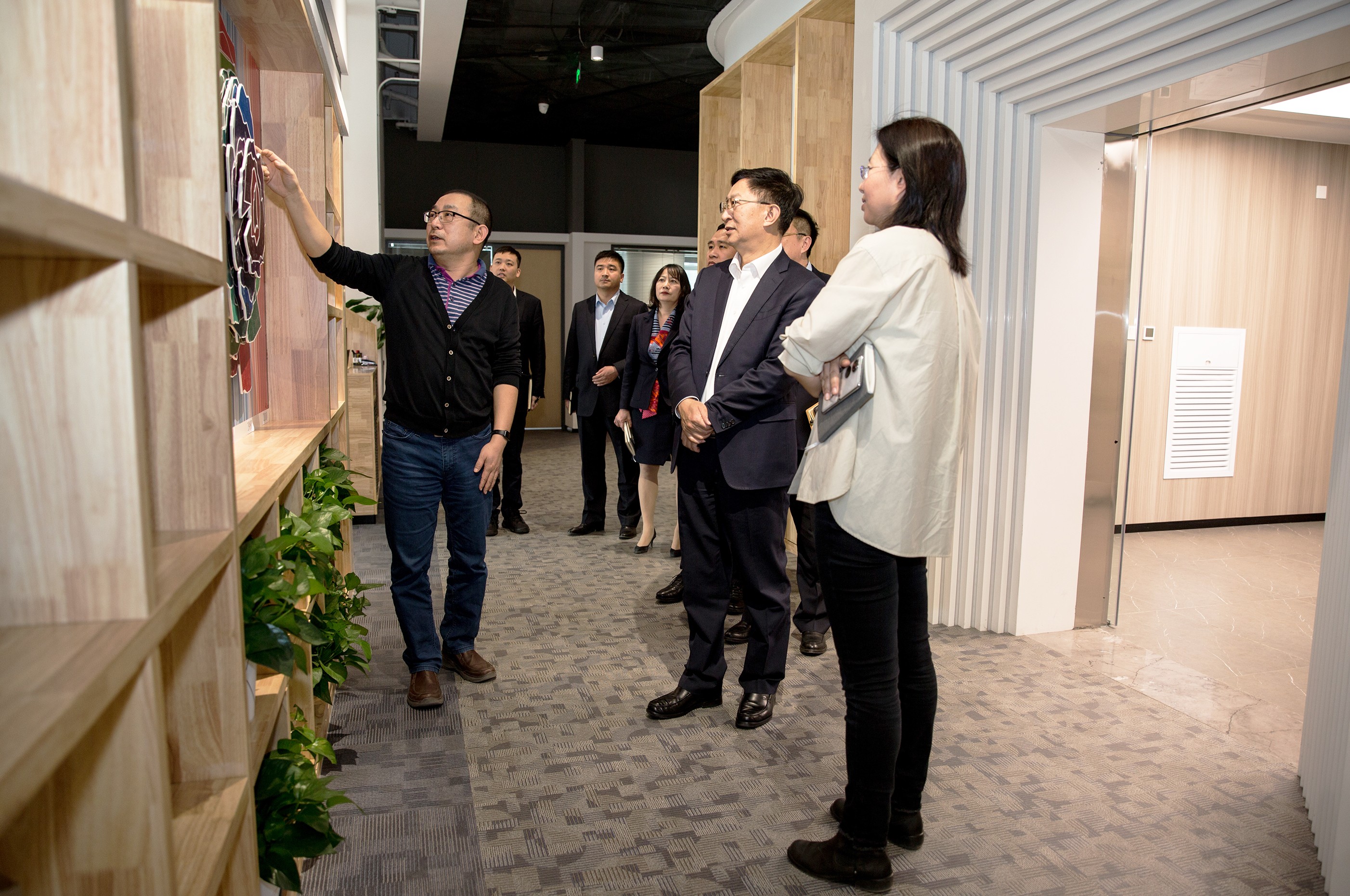 1680147354433972.jpg 01.jpg